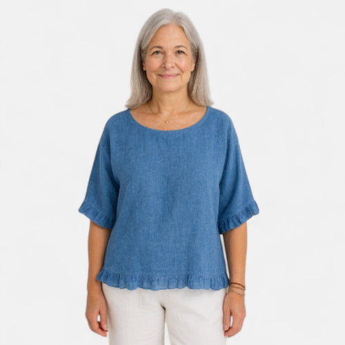 Astrid™ – Blus med avslappnad passform och volanger